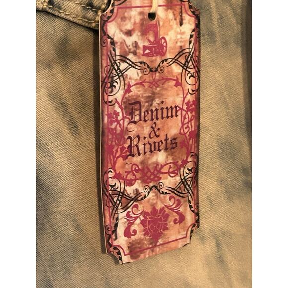 NWT Denim & Rivets Junior's size 7 Acid Wash Distressed Shorts Y2K - Picture 5 of 7